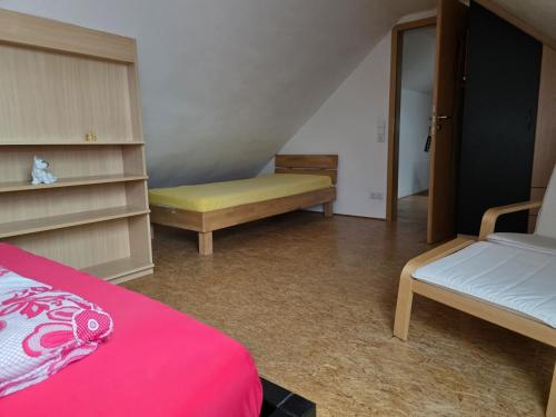 Schlafzimmer 3